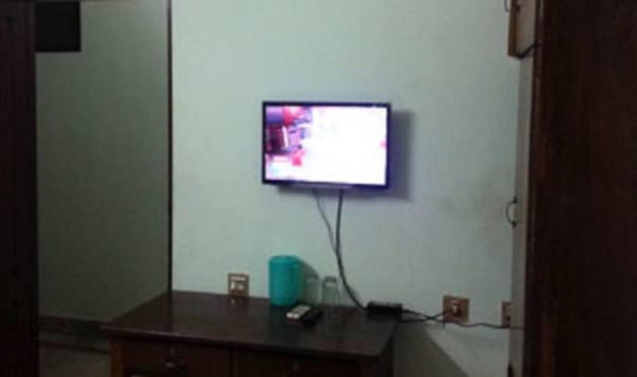 Hotel Boban Plaza Thiruvananthapuram Ngoại thất bức ảnh