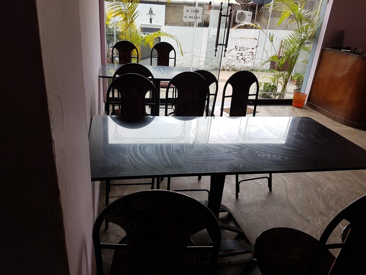 Hotel Boban Plaza Thiruvananthapuram Ngoại thất bức ảnh